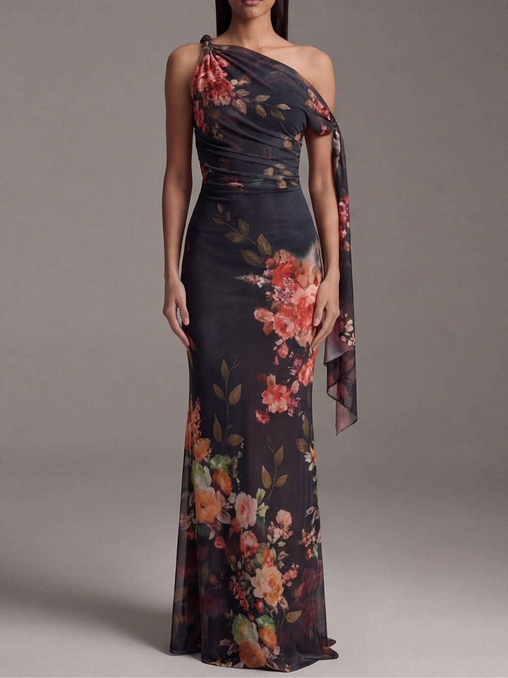 Vestido Maxi Negro Plisado en Chiffon con Un Solo Hombro