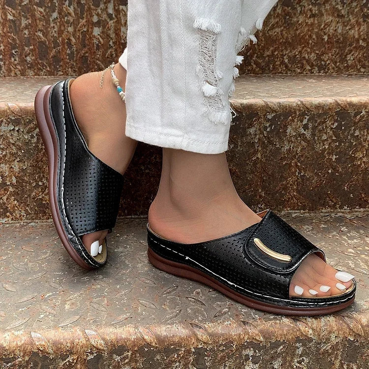 Sandales Urbaines Élégantes Joanna en Cuir Raffiné - Maison Claire et Sylvie