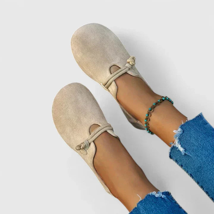 Chaussons Orthopédiques Olivia en Velours Élégant | Maison Claire et Sylvie
