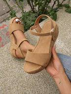 Sandales compensées Daniela – Élégance intemporelle en cuir