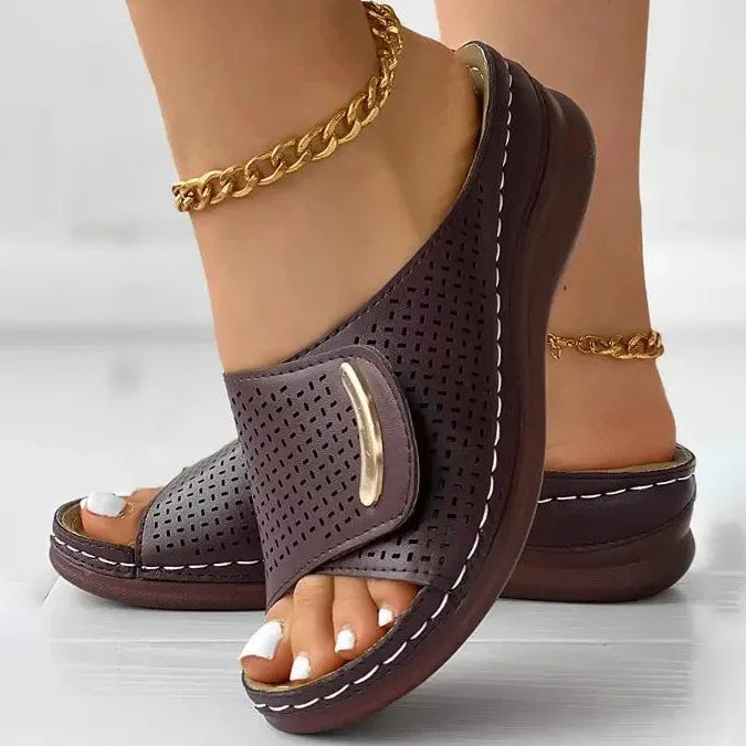 Sandales Urbaines Élégantes Joanna en Cuir Raffiné - Maison Claire et Sylvie