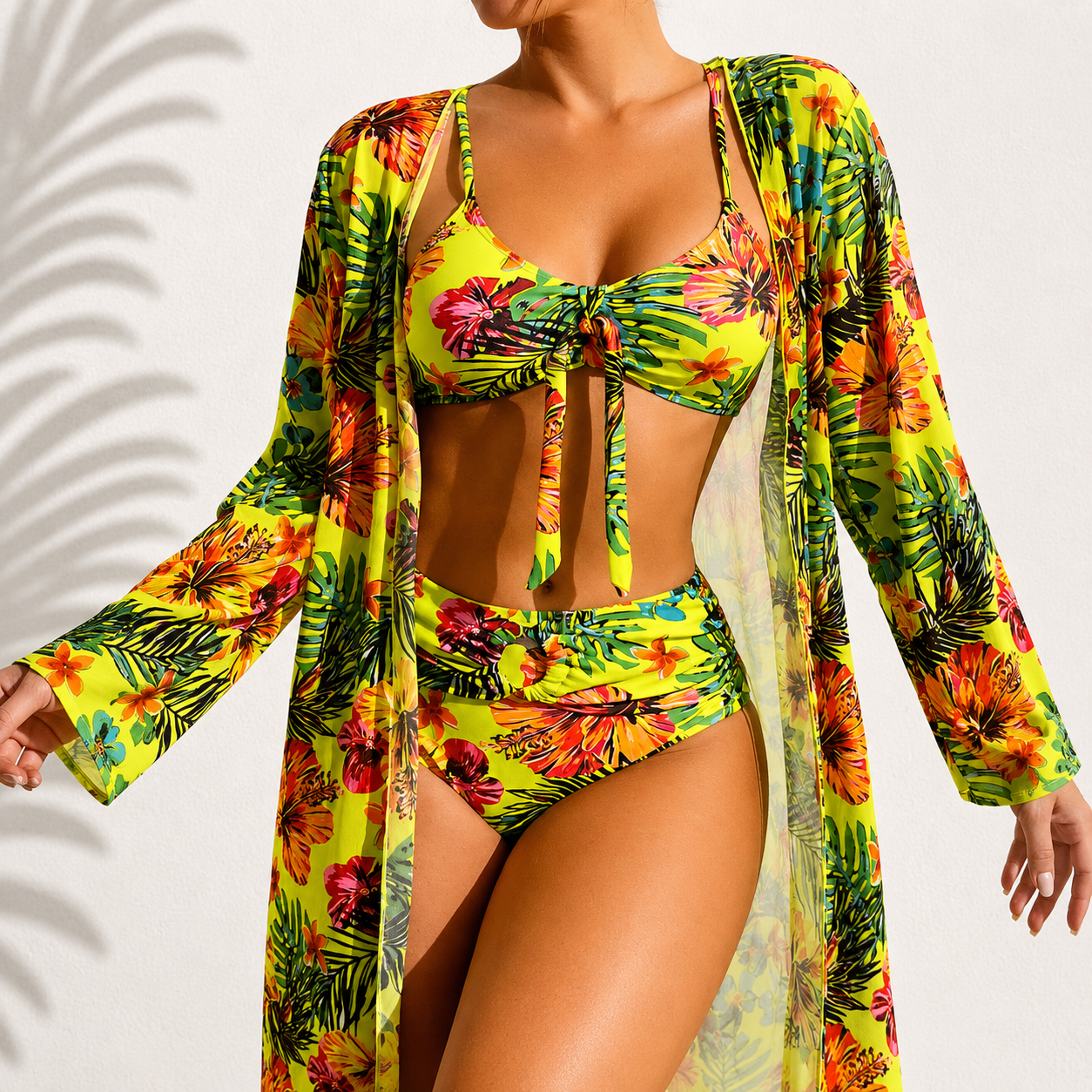 Marie | Bikini de 3 piezas con kimono y estampado tropical