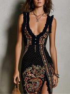 Abito Stampato in Stile Bohemien con Profondo Scollo a V e Alto Spacco