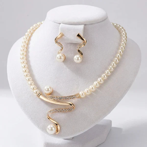 Set Collar y Pendientes con Perlas Naturales