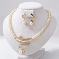 Set Collar y Pendientes con Perlas Naturales