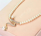 Set Collar y Pendientes con Perlas Naturales