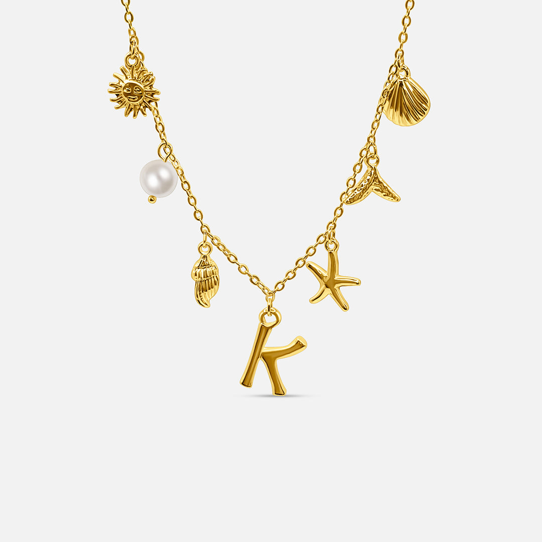 Collar Inicial con Concha