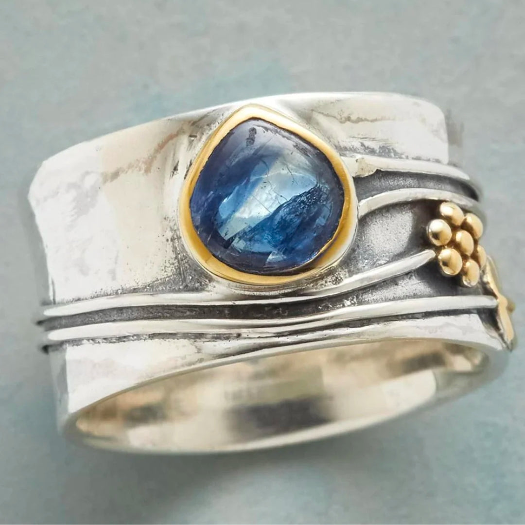 Anillo Vintage Zafiro Azul Bañado en Plata