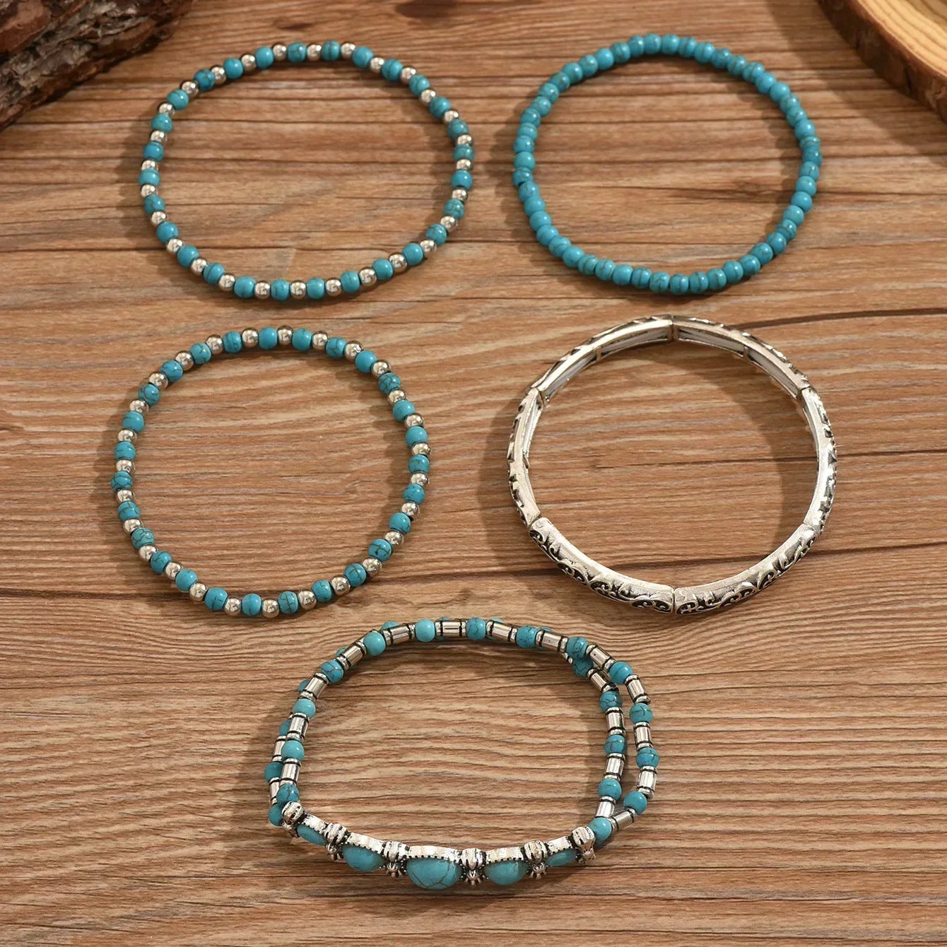 Set di braccialetti boho con perle turchesi