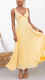 Malka | Vestido maxi plisado escote en V