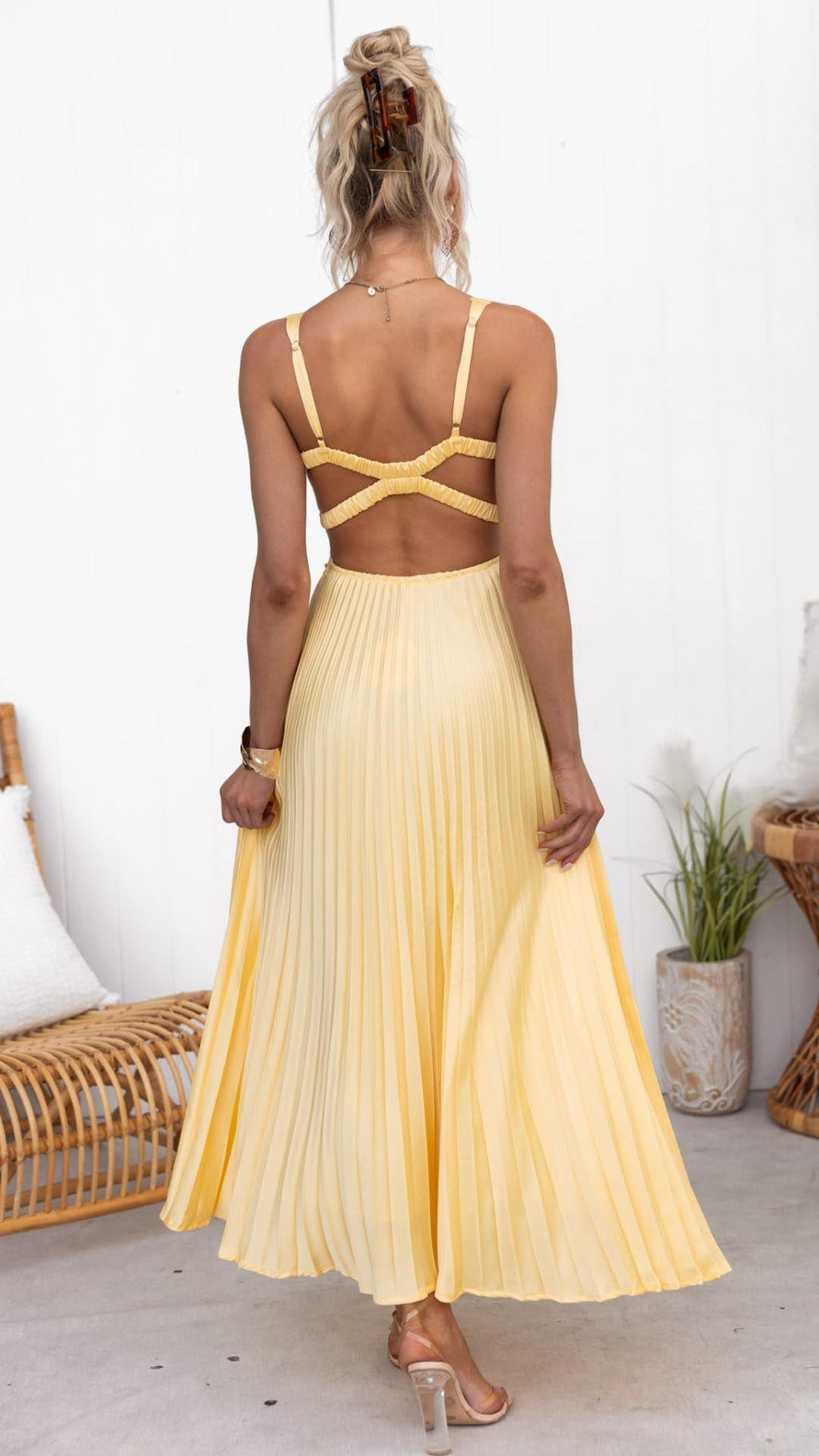 Malka | Vestido maxi plisado escote en V