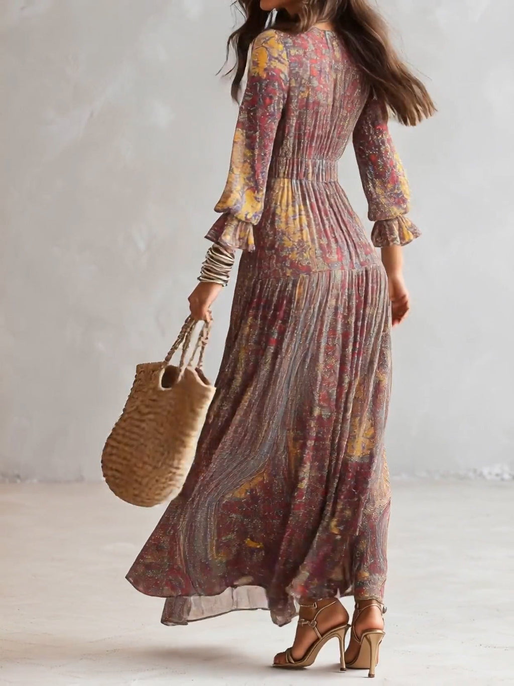 Vestido Maxi Multicolor en Chiffon con Estampado Paisley y Escote en V