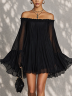 Océane | Vestido mini negro de gasa con mangas campana y hombros descubiertos