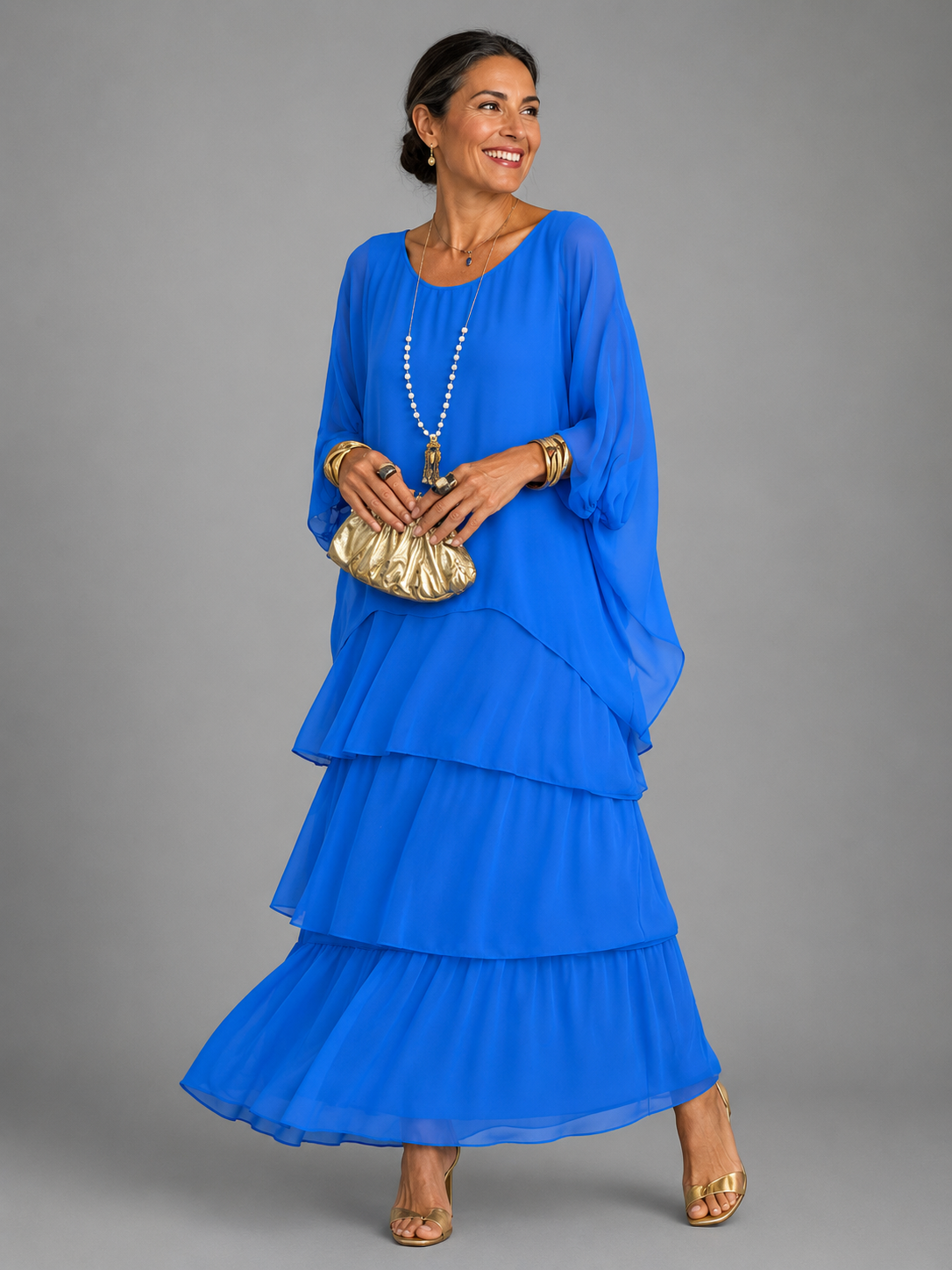 Robe longue élégante pour femme Lara™ de Danoir Paris, tissu fluide vert foncé, style sophistiqué et confortable.
