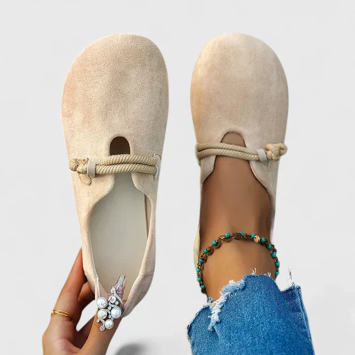Chaussons Orthopédiques Olivia en Velours Élégant | Maison Claire et Sylvie