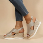Sandales compensées Maeve en cuir raffiné – Élégance décontractée
