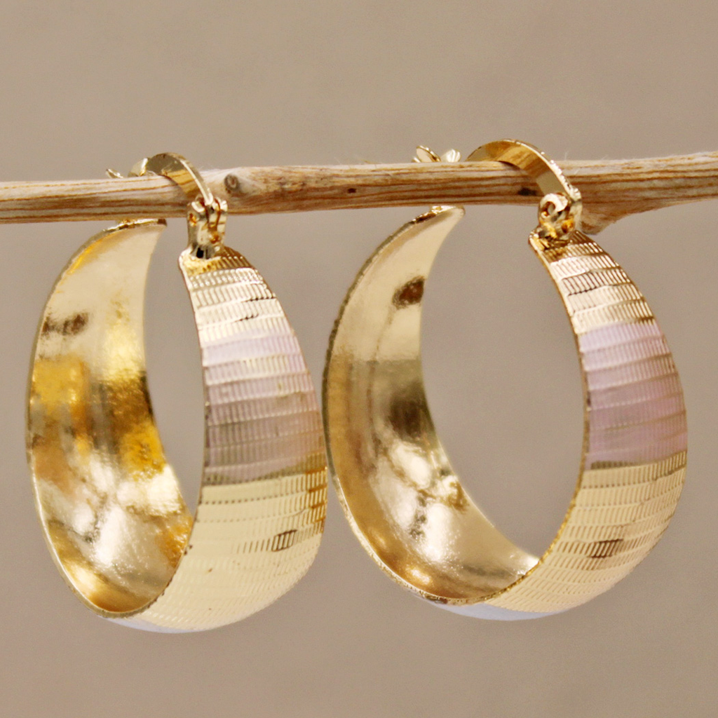 Pendientes en Oro de Lujo Refinado
