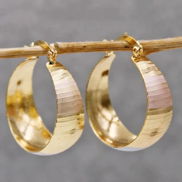 Pendientes en Oro de Lujo Refinado
