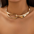 Collar en Oro con Textura Audaz