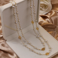 Collana elegante in oro con perle
