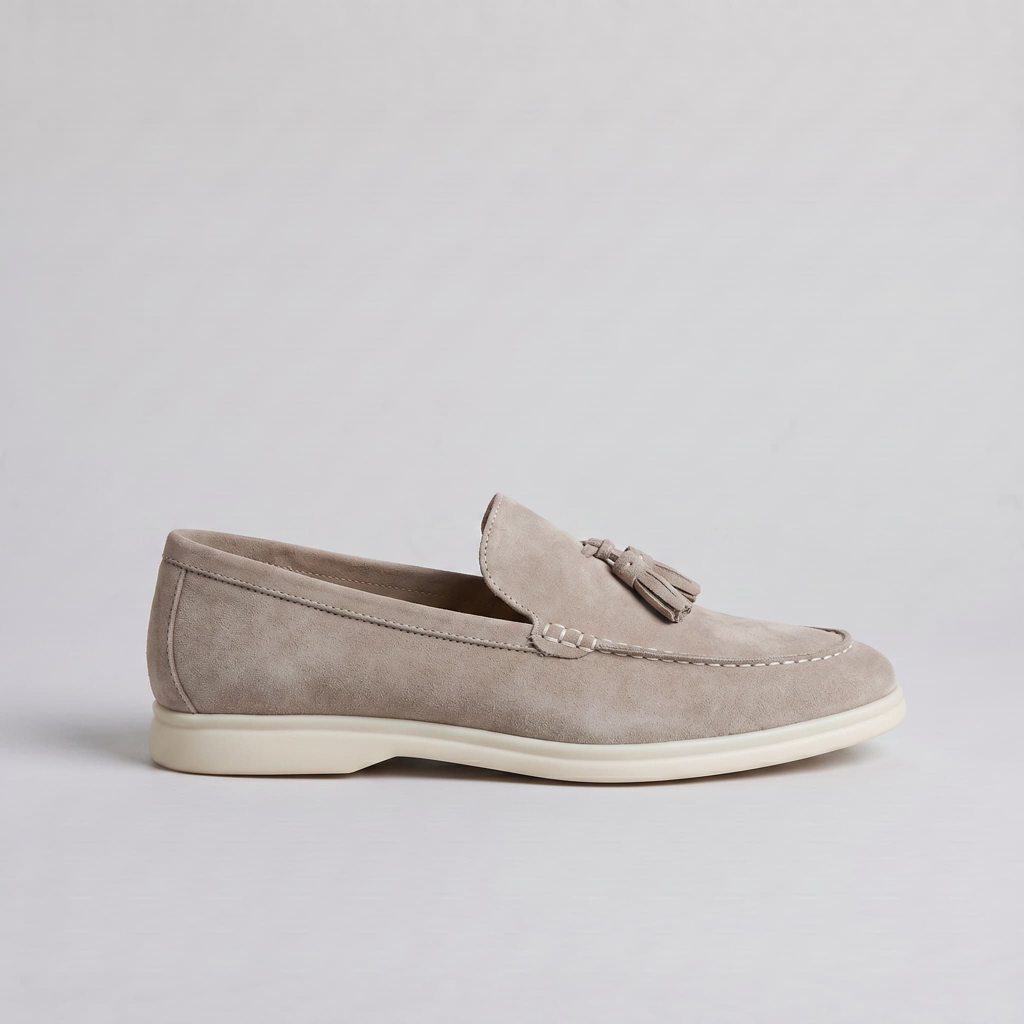 Capri | Mocasín de ante con borlas